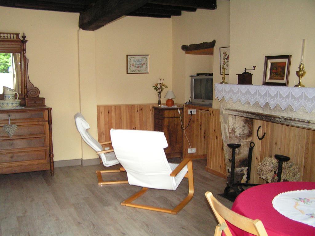 A L'Olivier Bed and Breakfast Montcaret Rum bild