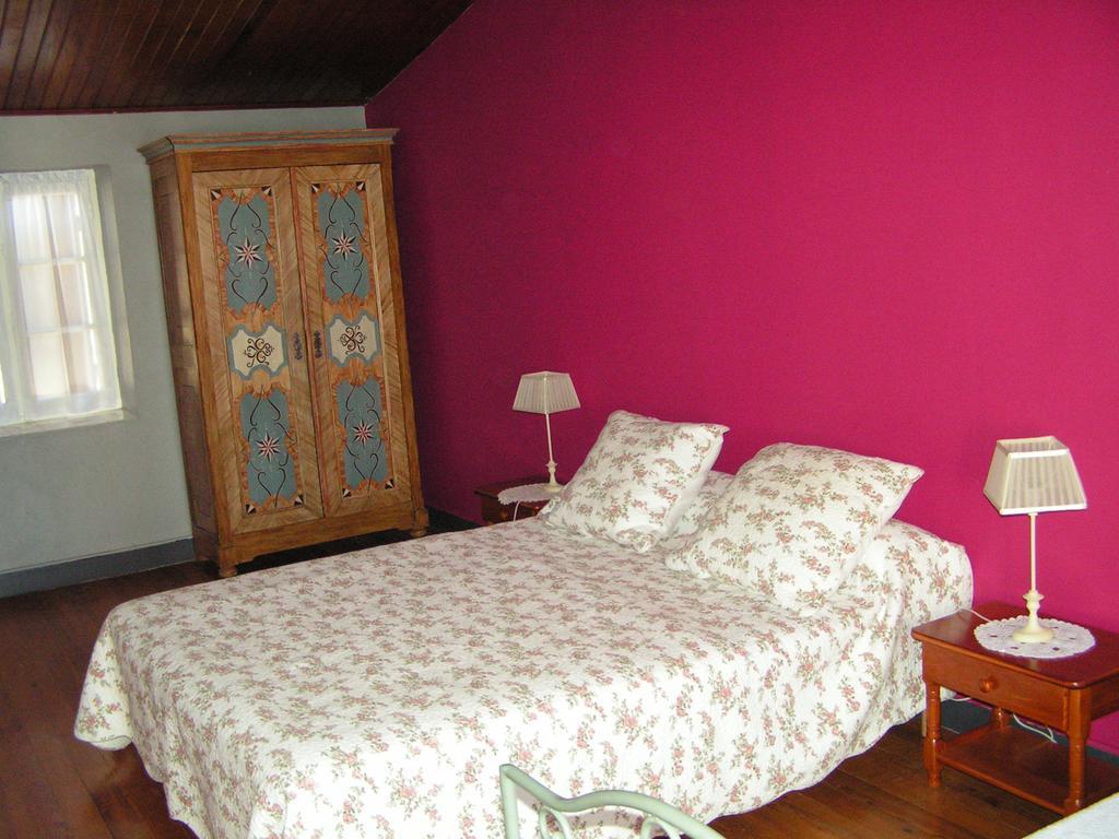 A L'Olivier Bed and Breakfast Montcaret Exteriör bild
