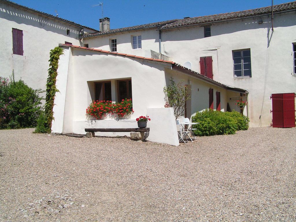 A L'Olivier Bed and Breakfast Montcaret Exteriör bild
