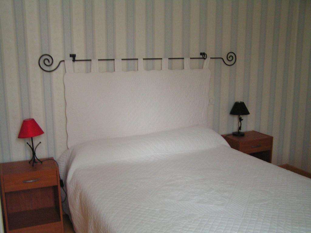 A L'Olivier Bed and Breakfast Montcaret Exteriör bild